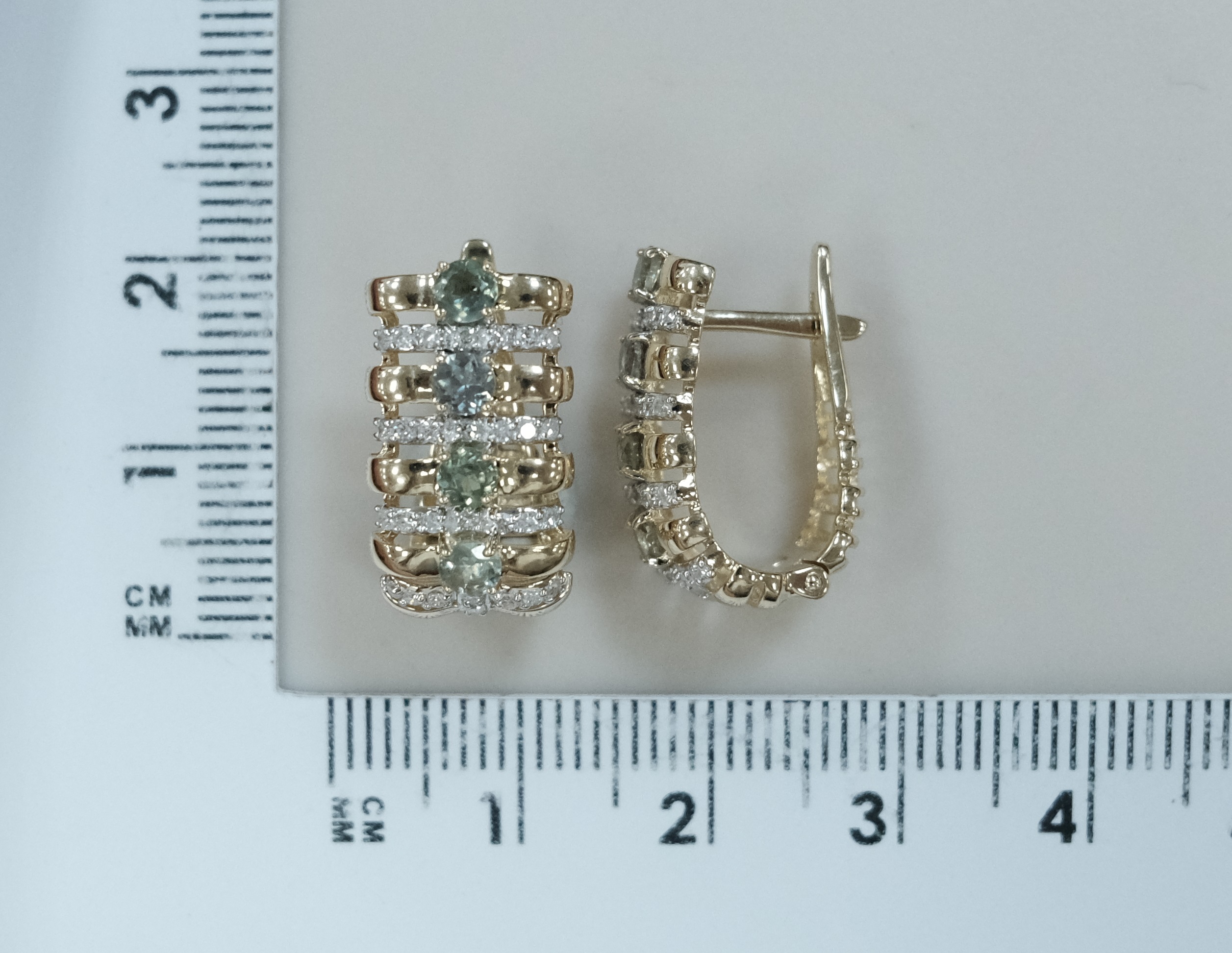 10513-000152 Серьги (Au 585)